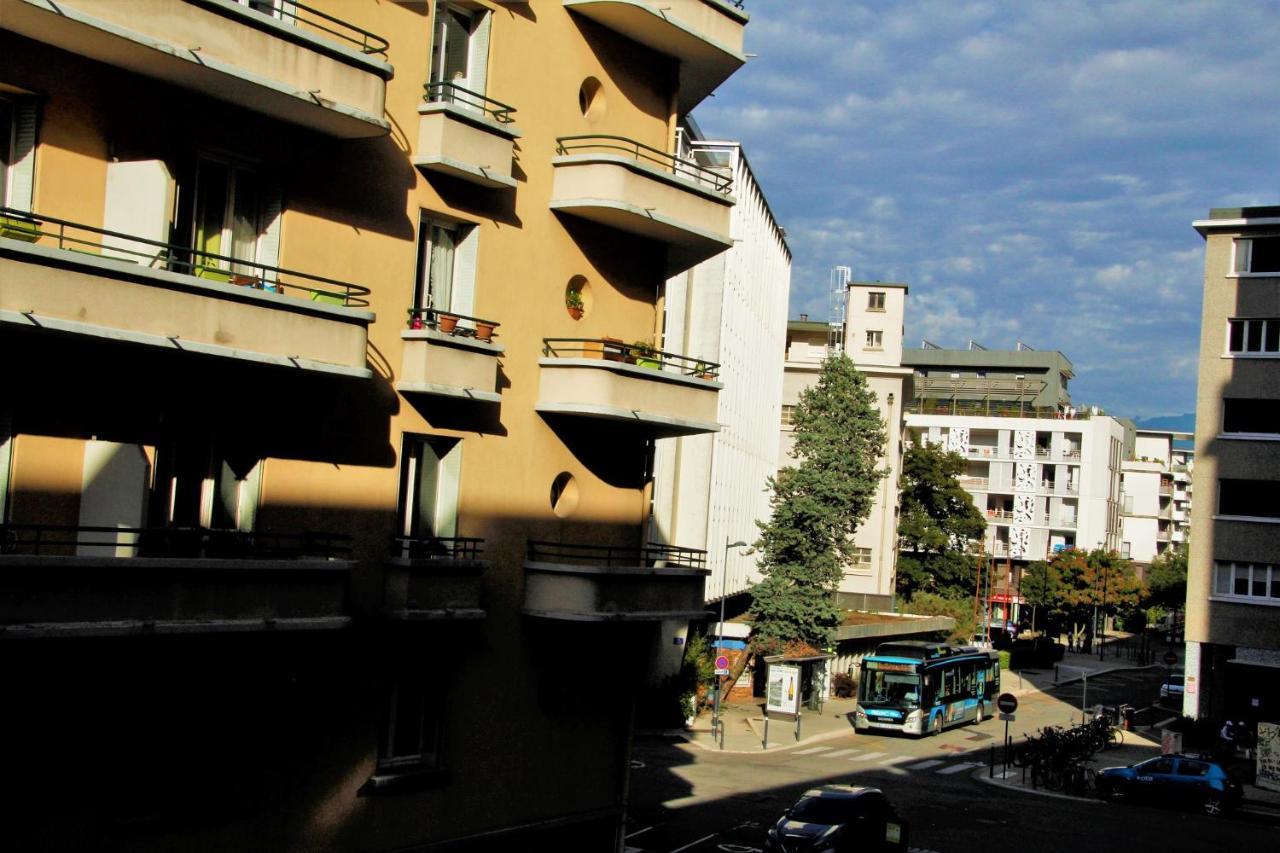 Grenoble Hyper-Centre + Wifi + Netflix Apartment Luaran gambar