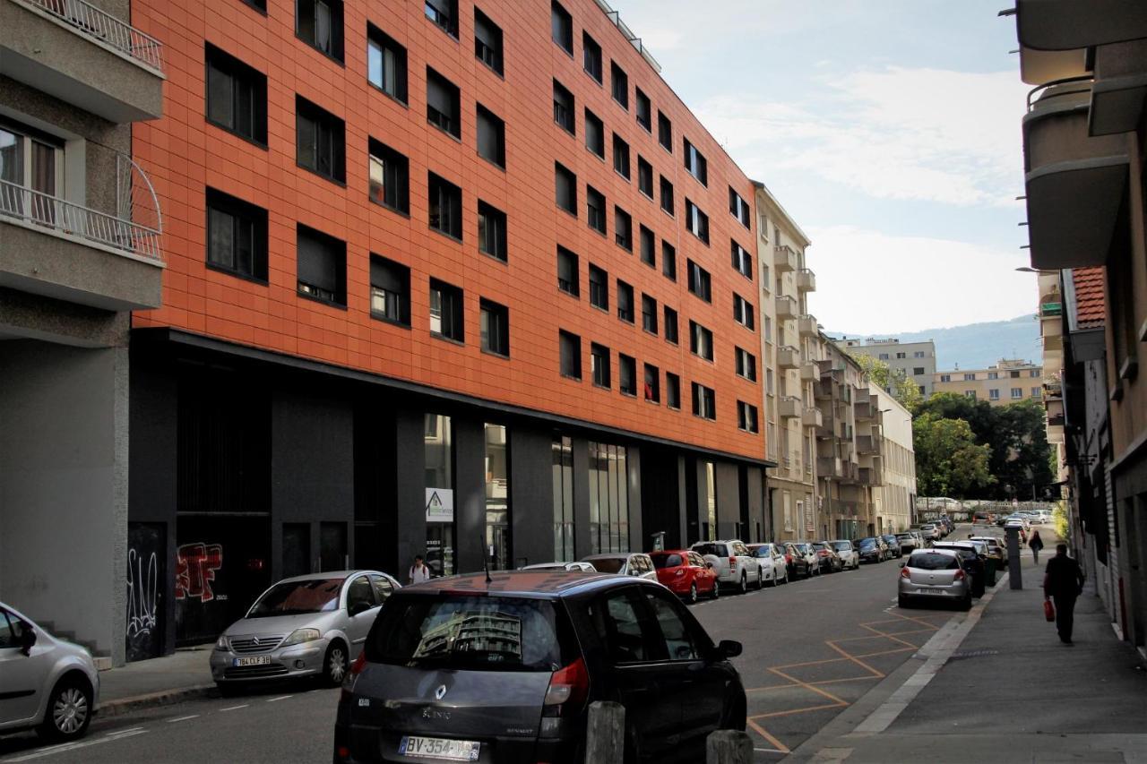 Grenoble Hyper-Centre + Wifi + Netflix Apartment Luaran gambar